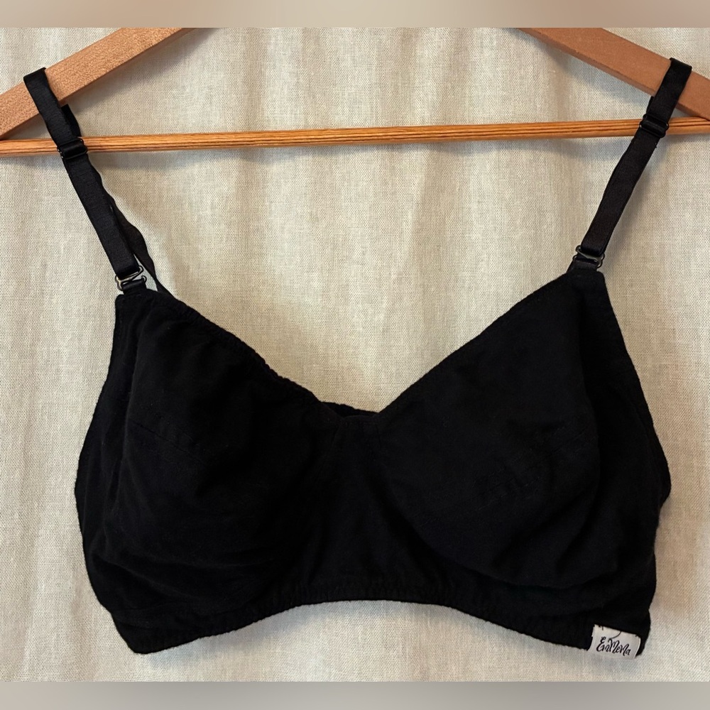 Black Wireless Bra